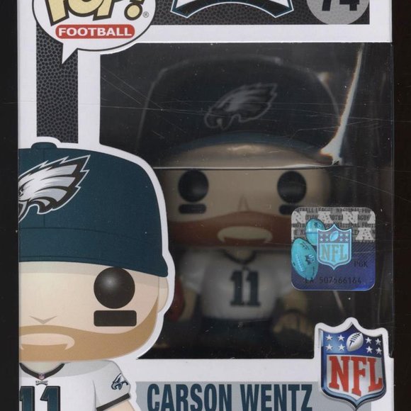 Funko Pop Football Eagles Carson Wentz 
